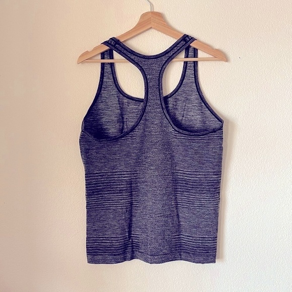 Patagonia Seamless Gatewood Racerback Tank - Picture 3 of 4
